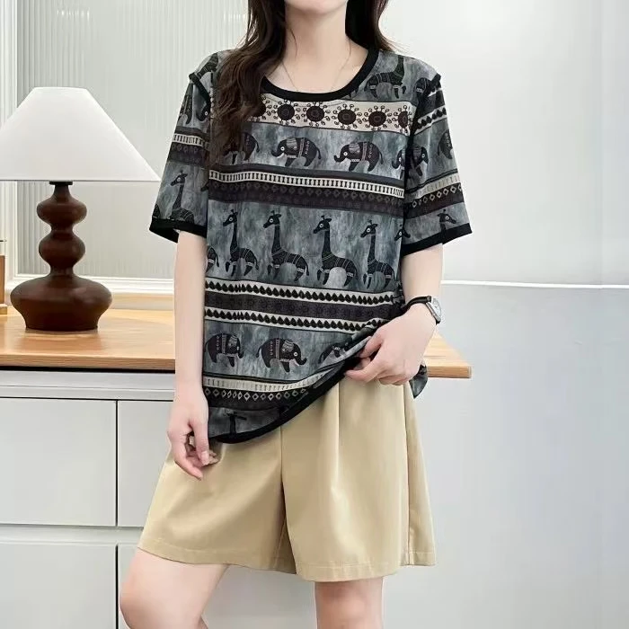 夏季新款大象印花圆领百搭宽松洋气短袖T恤衫休闲上衣女2-038