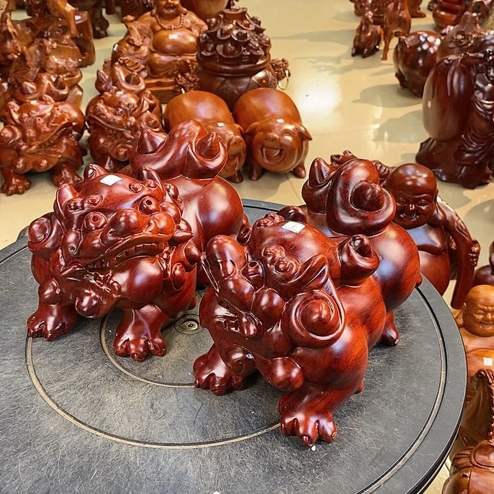 大果紫檀（缅甸花梨）一**李缅甸花梨木貔貅