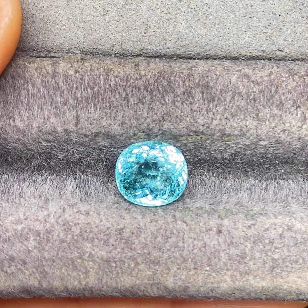碧玺3.32克拉天然干净玻璃体霓虹蓝色帕拉伊巴未镶嵌