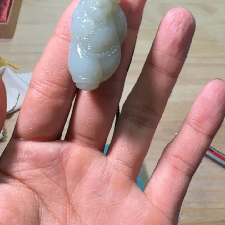 未镶嵌和田玉（糖玉）挂件