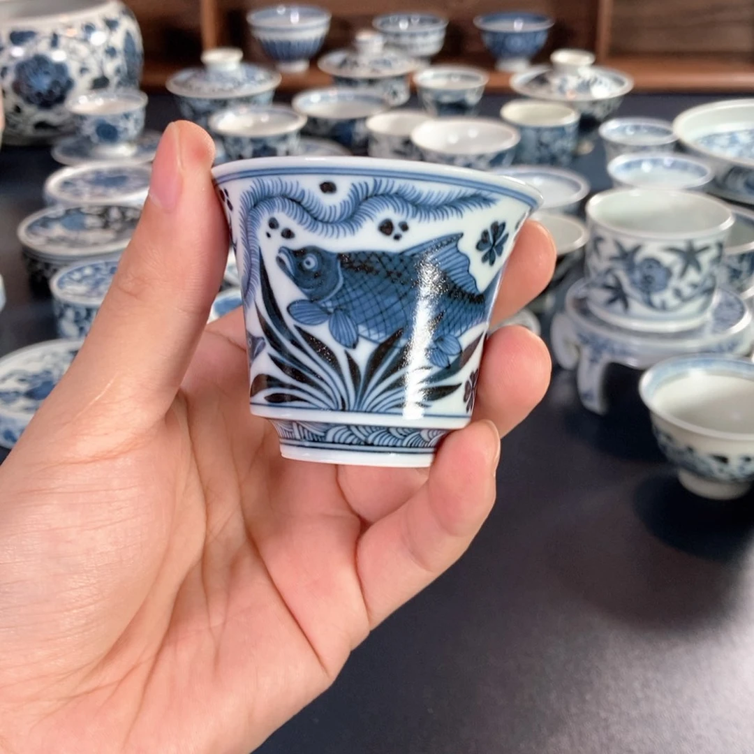 X***景德镇陶瓷鱼藻单杯