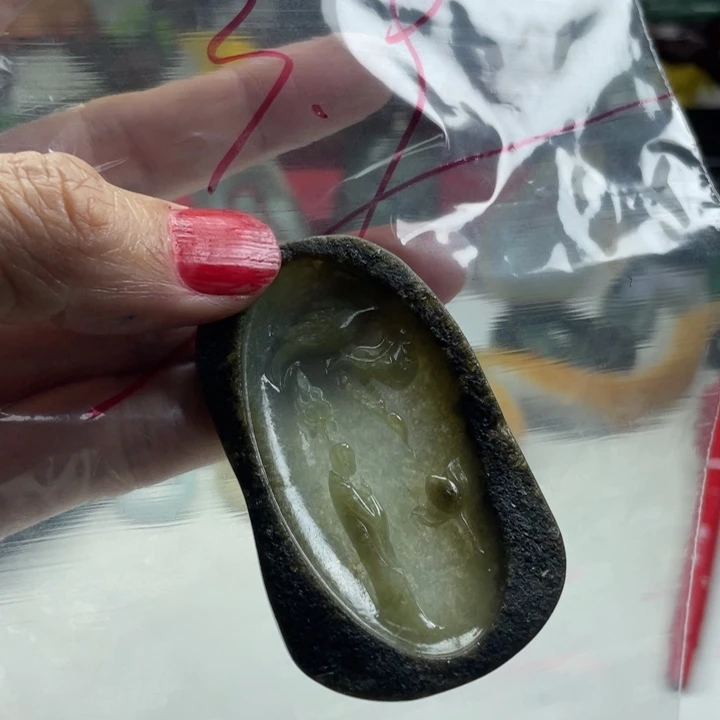 翡翠未镶嵌颈饰成品