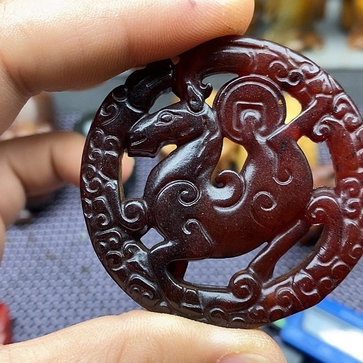 未镶嵌蛇纹石玉颈饰