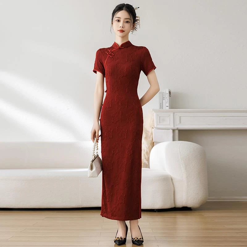 新中式红色旗袍少女订婚敬酒服2025年夏季喜婆婆高端礼服长款送考