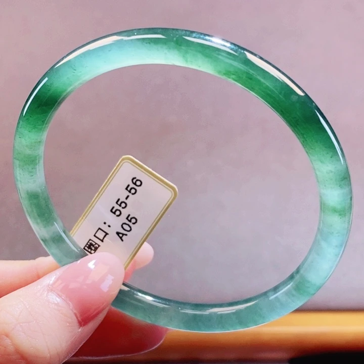 翡翠未镶嵌手镯翡翠手镯24