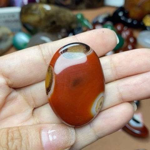 未镶嵌颈饰玛瑙/玉髓流*打孔不退不换