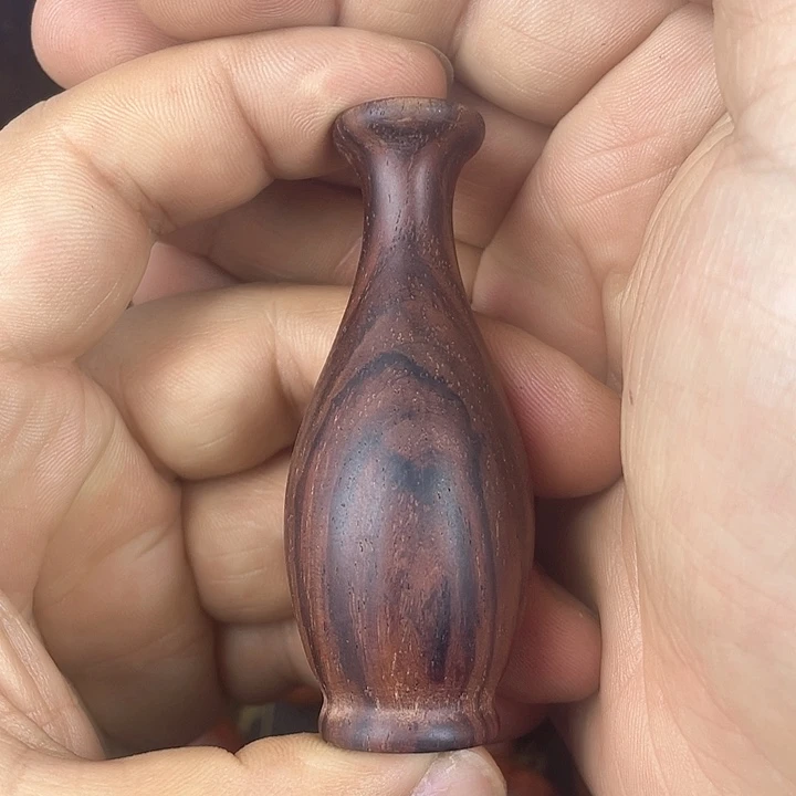 交趾黄檀（大红酸枝）