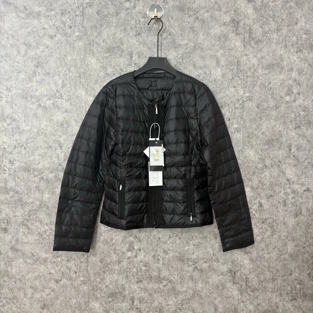 未使用 MaxMara 黑色薄款羽绒服
