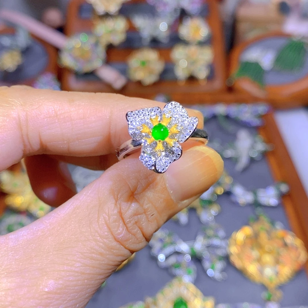 颈饰银S925镶嵌翡翠