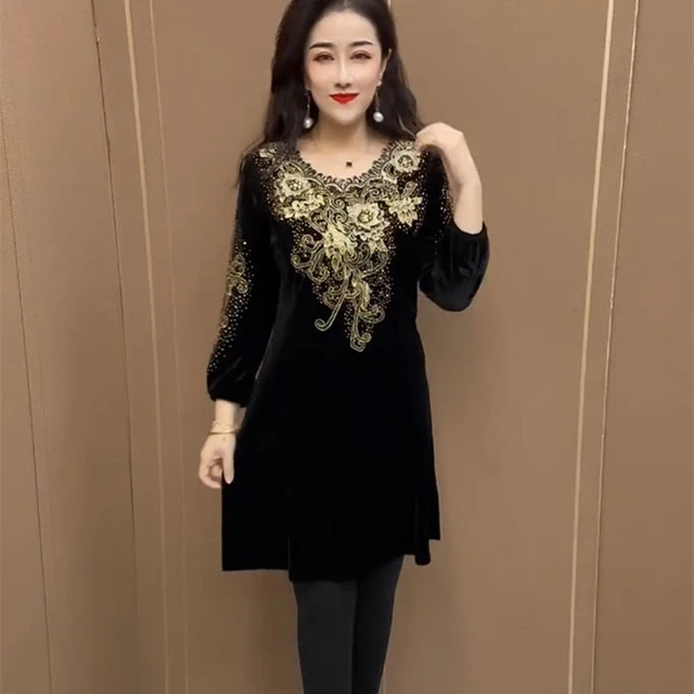 金丝绒打底裙女中长款2025早春新款时尚洋气妈妈装遮肚显瘦连衣裙