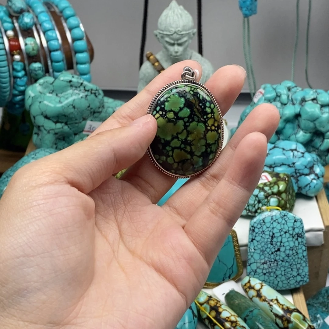 刀***叔高瓷精品镶嵌吊坠y278