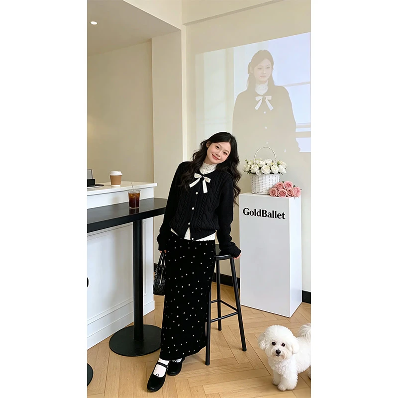 财阀千金黑色毛衣针织连衣裙女秋冬季2025新款小香风穿搭套装长裙