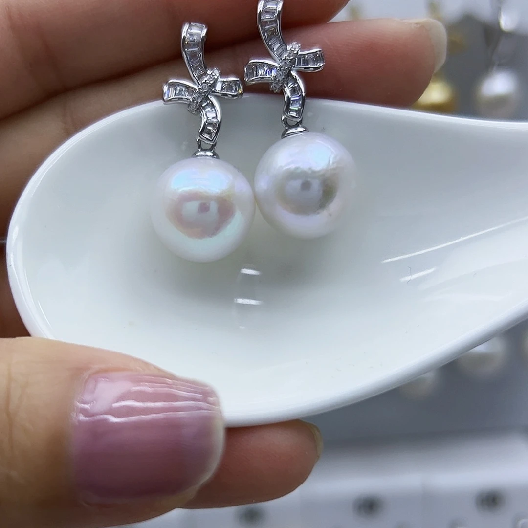 银S925镶嵌耳钉淡水珍珠