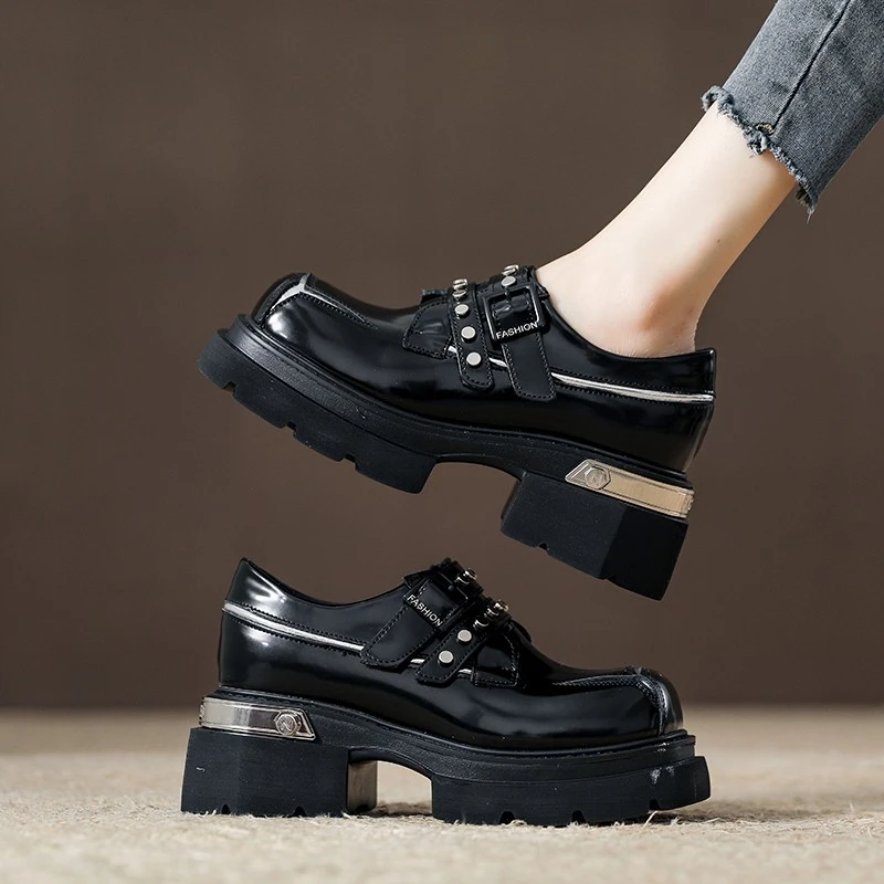 粗跟黑色百搭春秋时尚松糕厚底真皮洋气显瘦乐福小皮鞋女单鞋