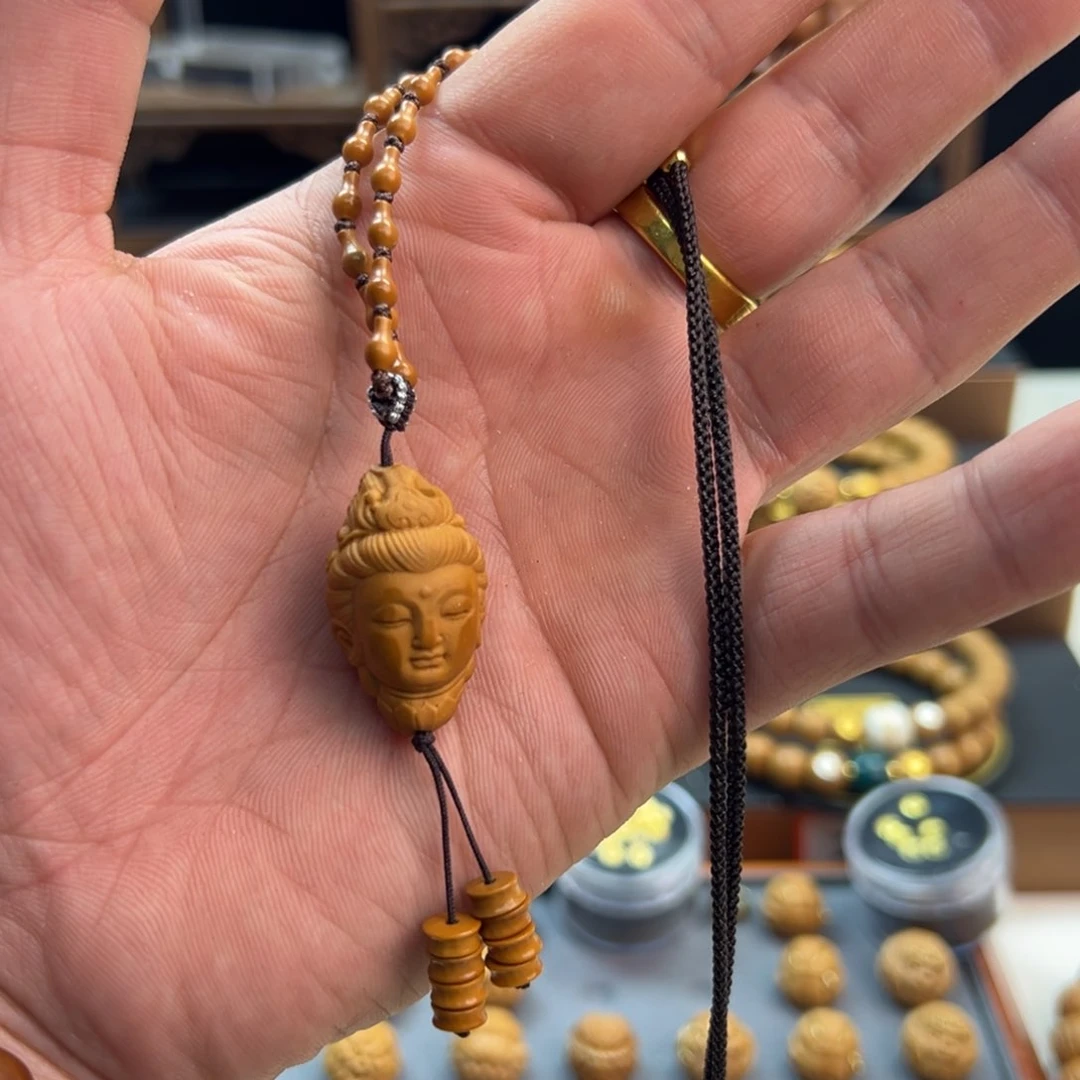 猴头核桃吊坠橄榄核观音脖挂