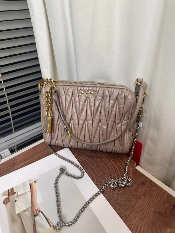 95新 MIU MIU/缪缪 单肩包优雅手提斜挎包