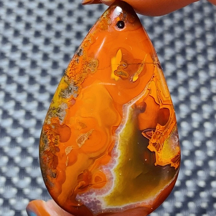 玛瑙/玉髓颈饰未镶嵌以**拙