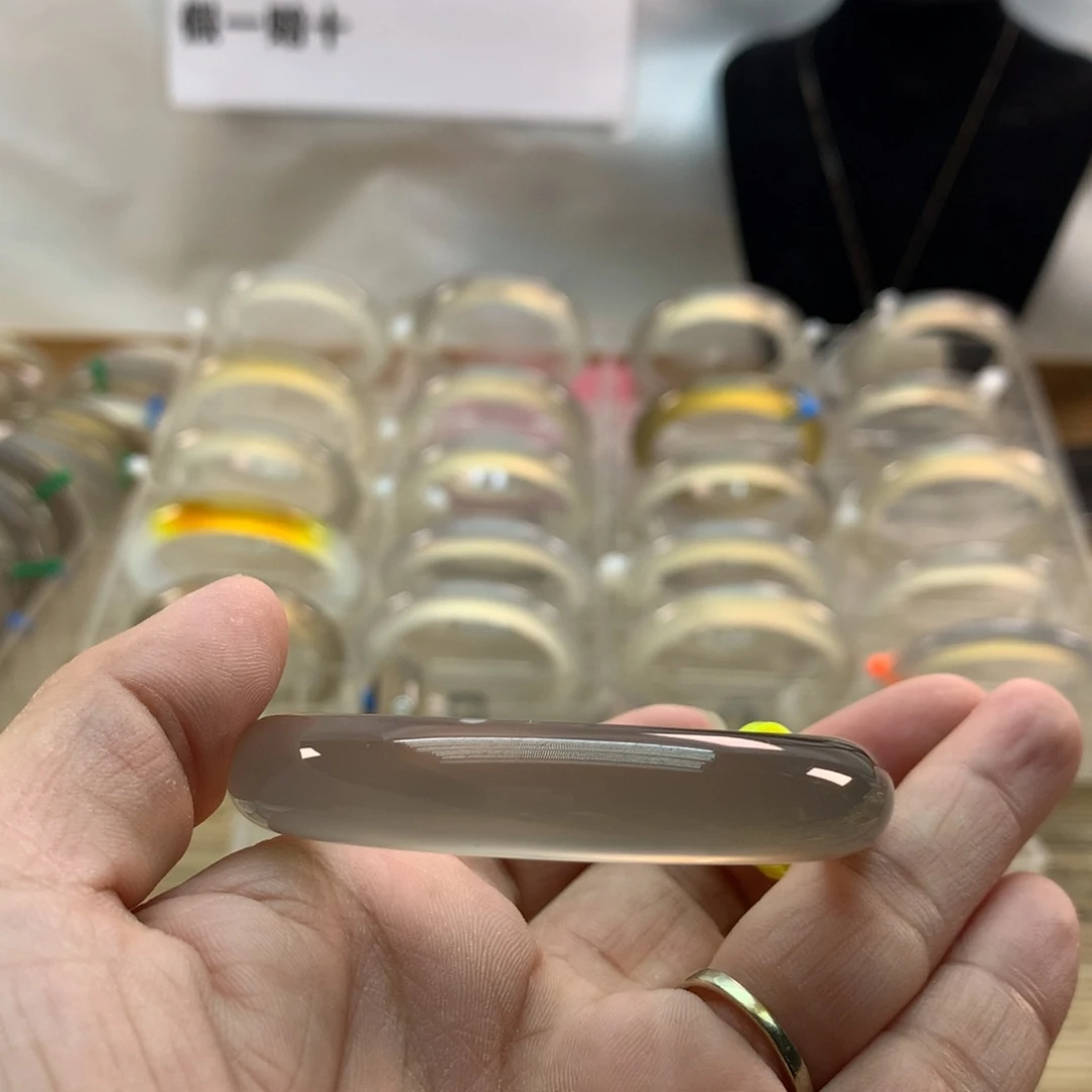 手镯玛瑙/玉髓未镶嵌