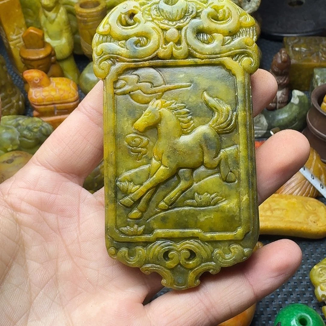 白玉菩提吊坠。。。