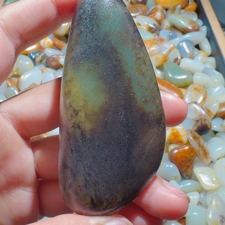 和田玉未镶嵌挂件98克