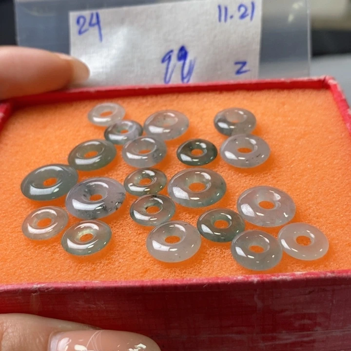 定制翡翠未镶嵌不退