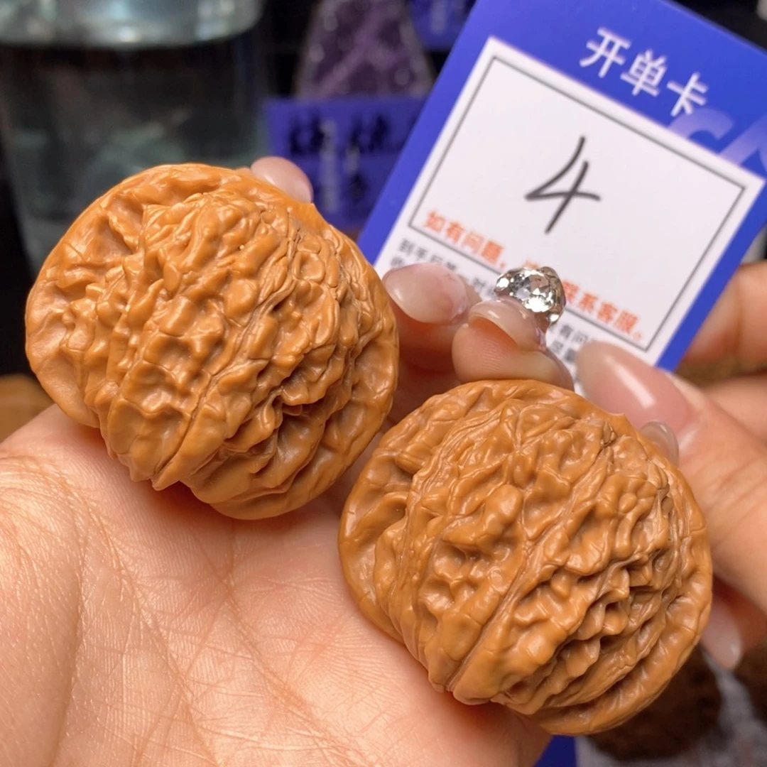 文玩核桃把件43四座楼4