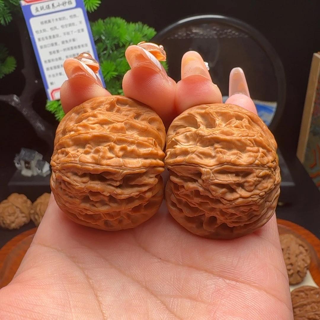文玩核桃把件全品蝴蝶磨40