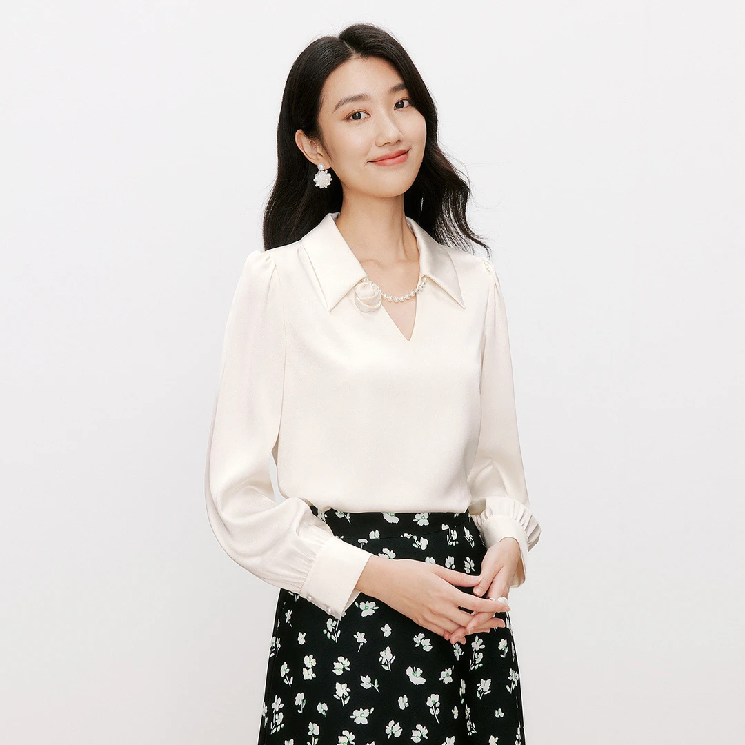 【羊羊专属】25春新款玫瑰气质珍珠纯色简约百搭衬衫女