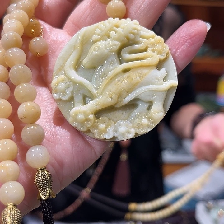未镶嵌岫玉毛衣链
