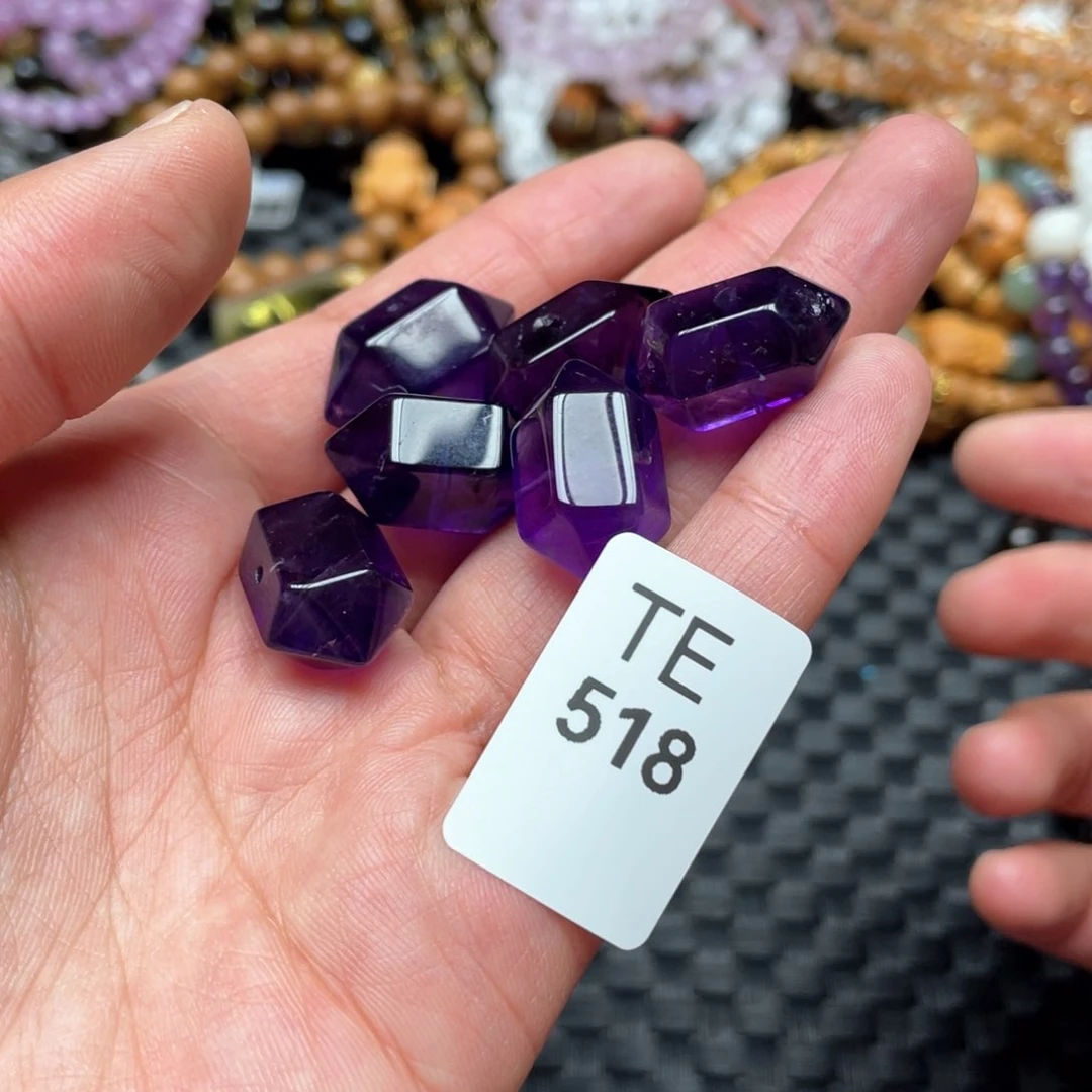 水晶多样性发一只未镶嵌