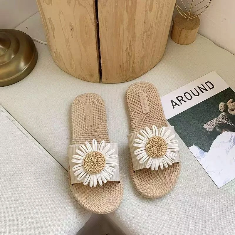 白色花朵凉拖鞋女夏 室内平底软底时尚外穿沙滩一字拖鞋女