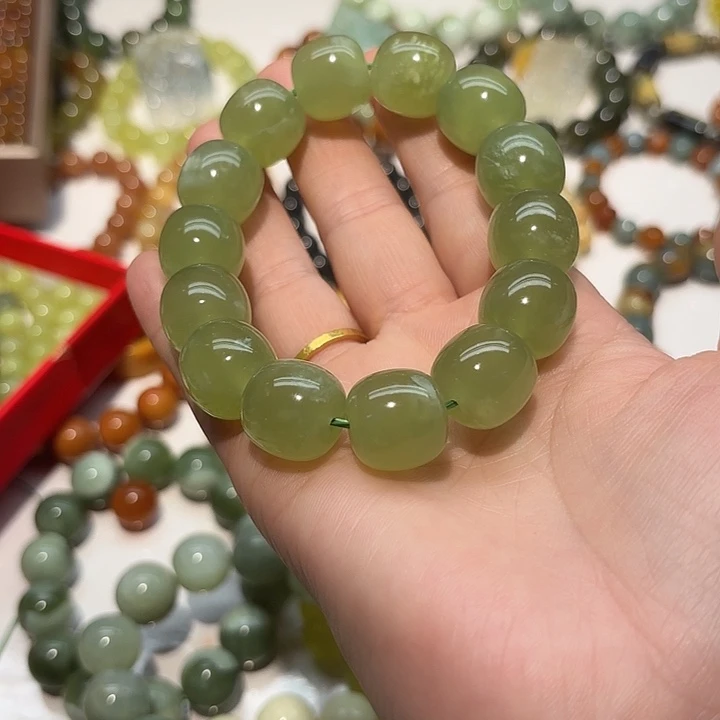 小***珠蛇纹石玉未镶嵌手串