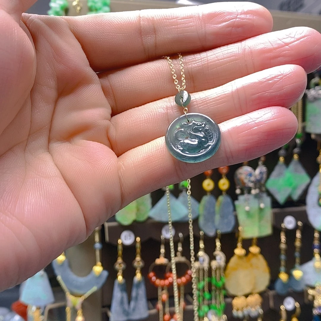 未镶嵌翡翠耳饰翡翠