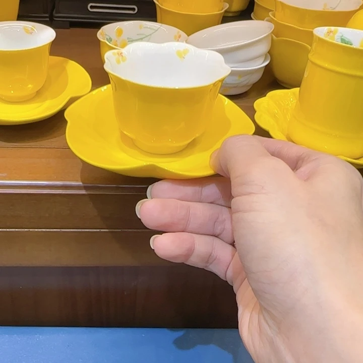 你看哈能不能拿出来放出来放