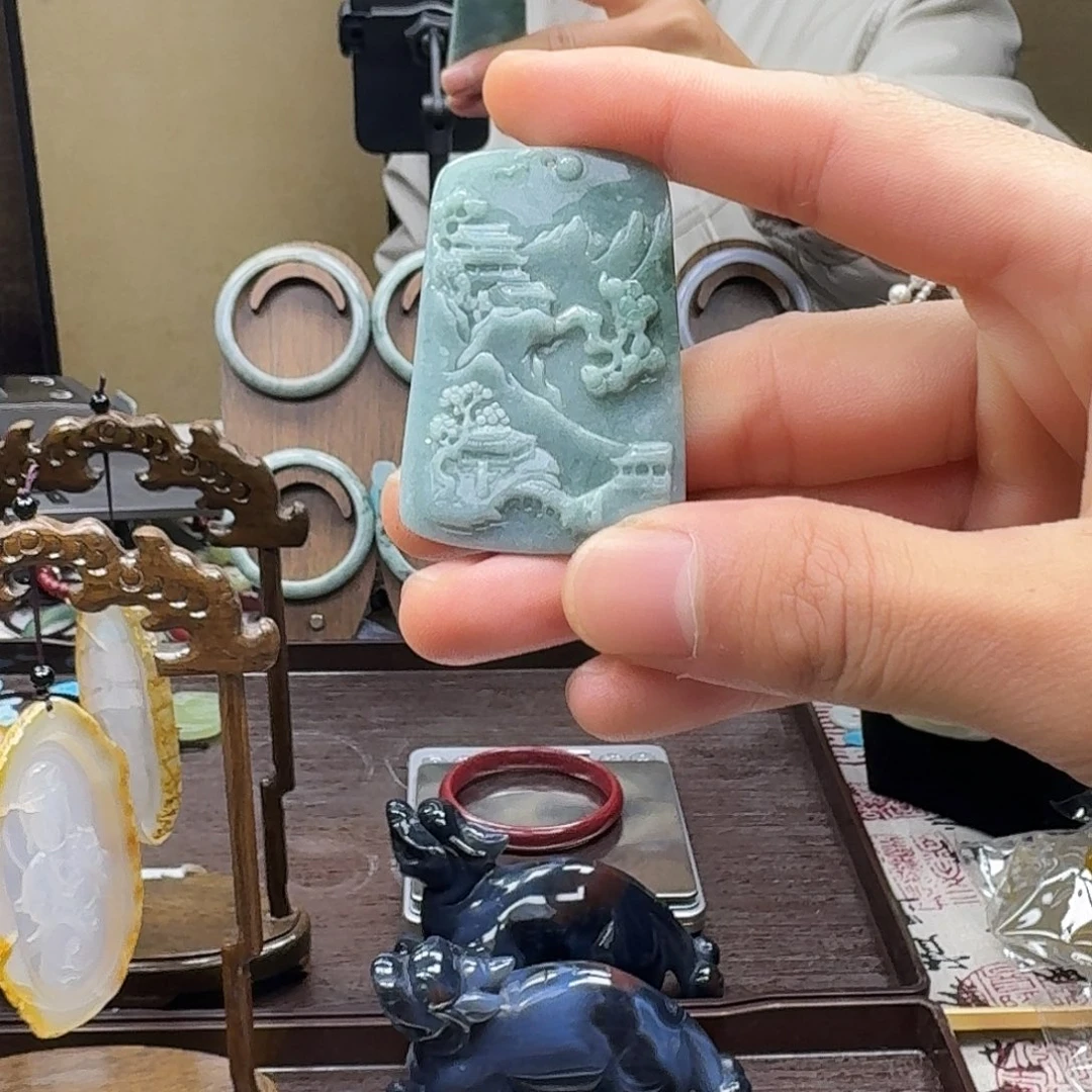 颈饰未镶嵌翡翠翡翠