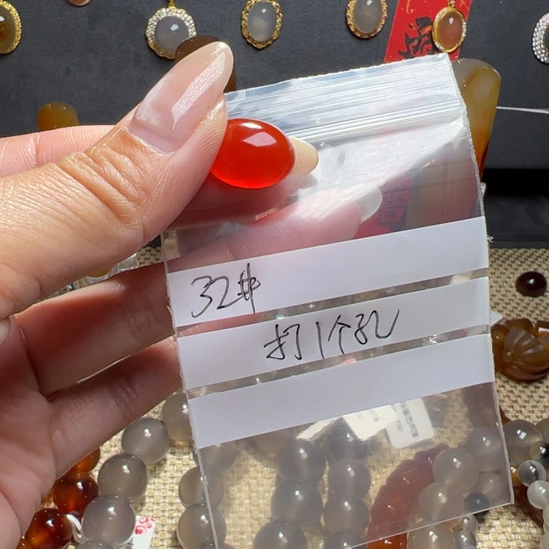 玛瑙/玉髓颈饰合金小*运32