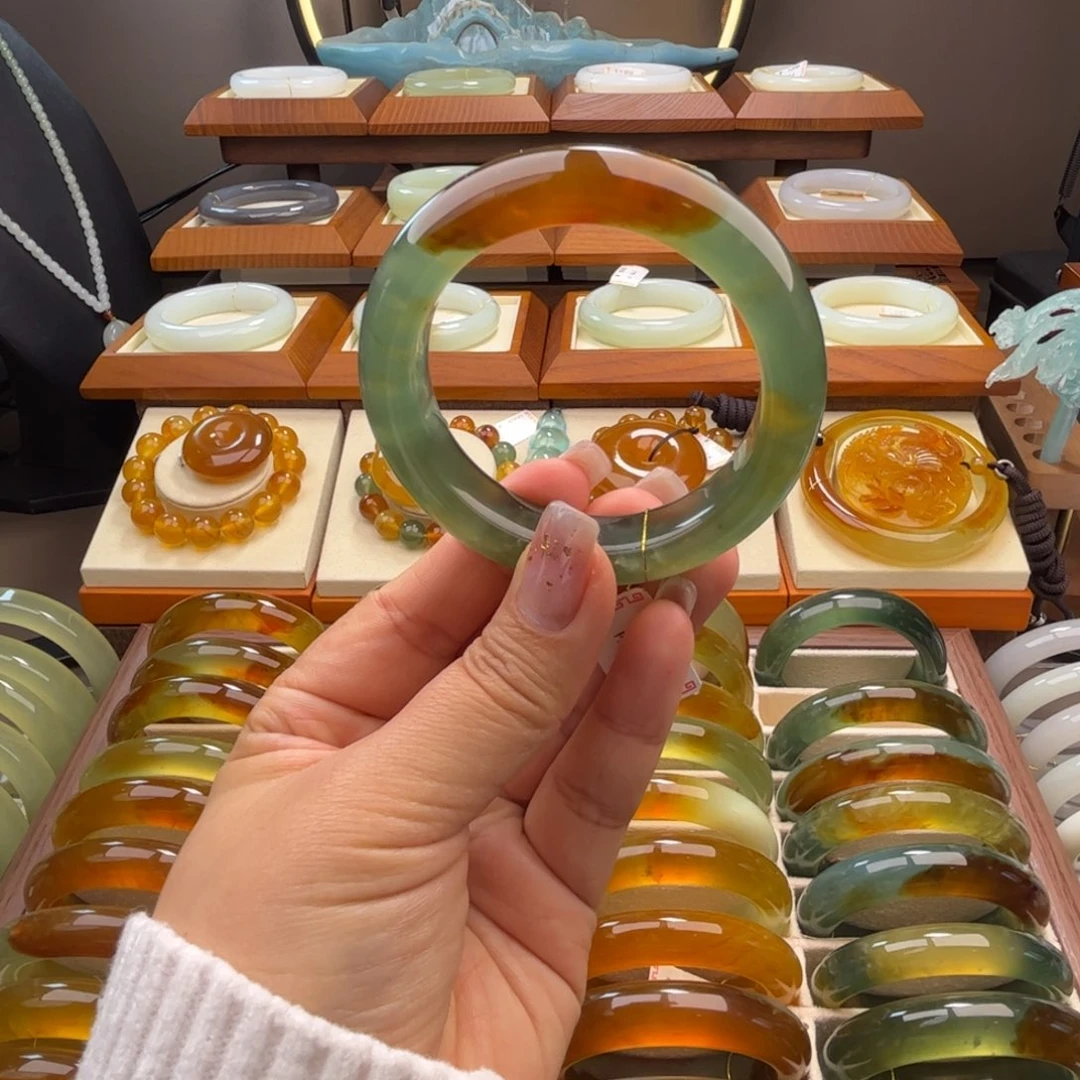 蛇纹石玉未镶嵌55-56