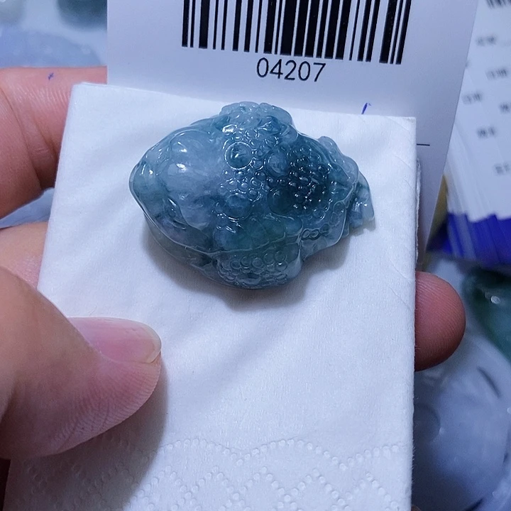 翡翠未镶嵌颈饰天光墟翡翠市场现金代购
