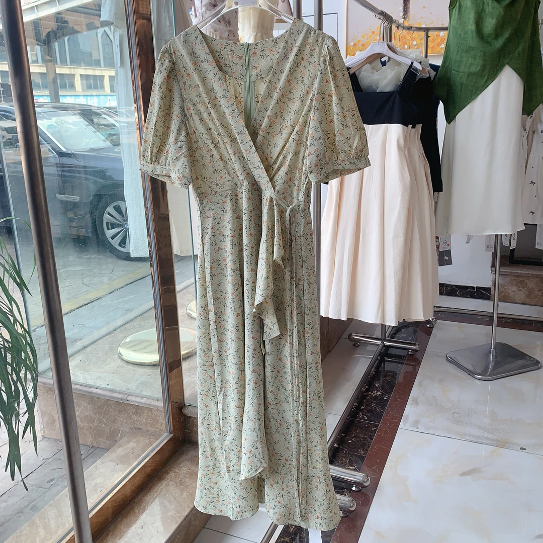 大姑推荐   韩系温柔风碎花连衣裙 6020