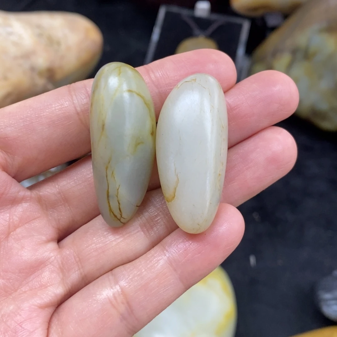 未镶嵌和田玉（糖玉）挂件