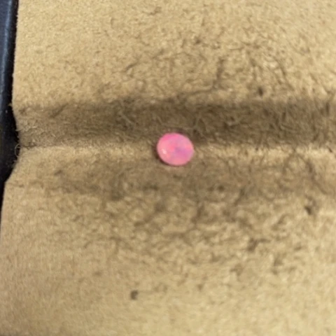 定制蓝宝石裸石未镶嵌0.5克拉