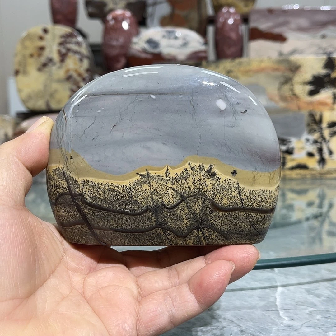 广西石两*国画石摆件