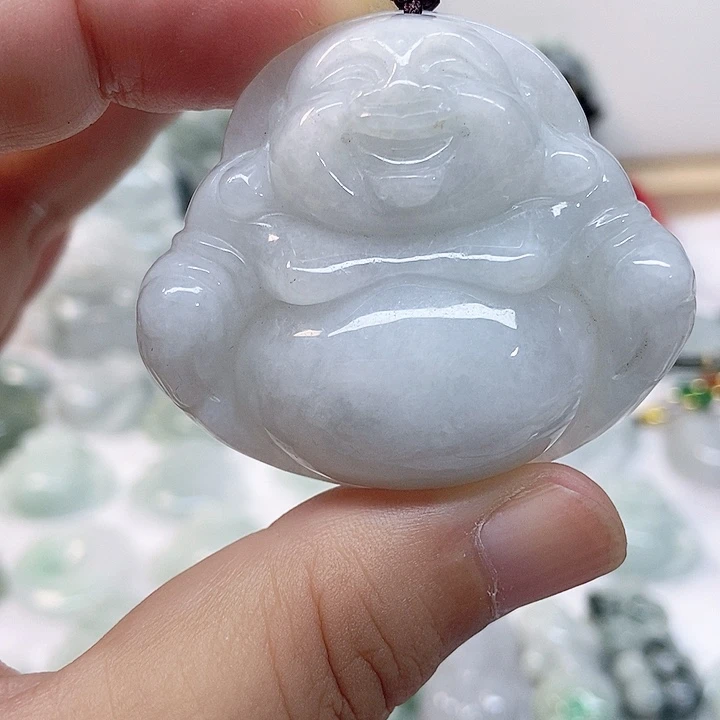 翡翠未镶嵌颈饰佛公