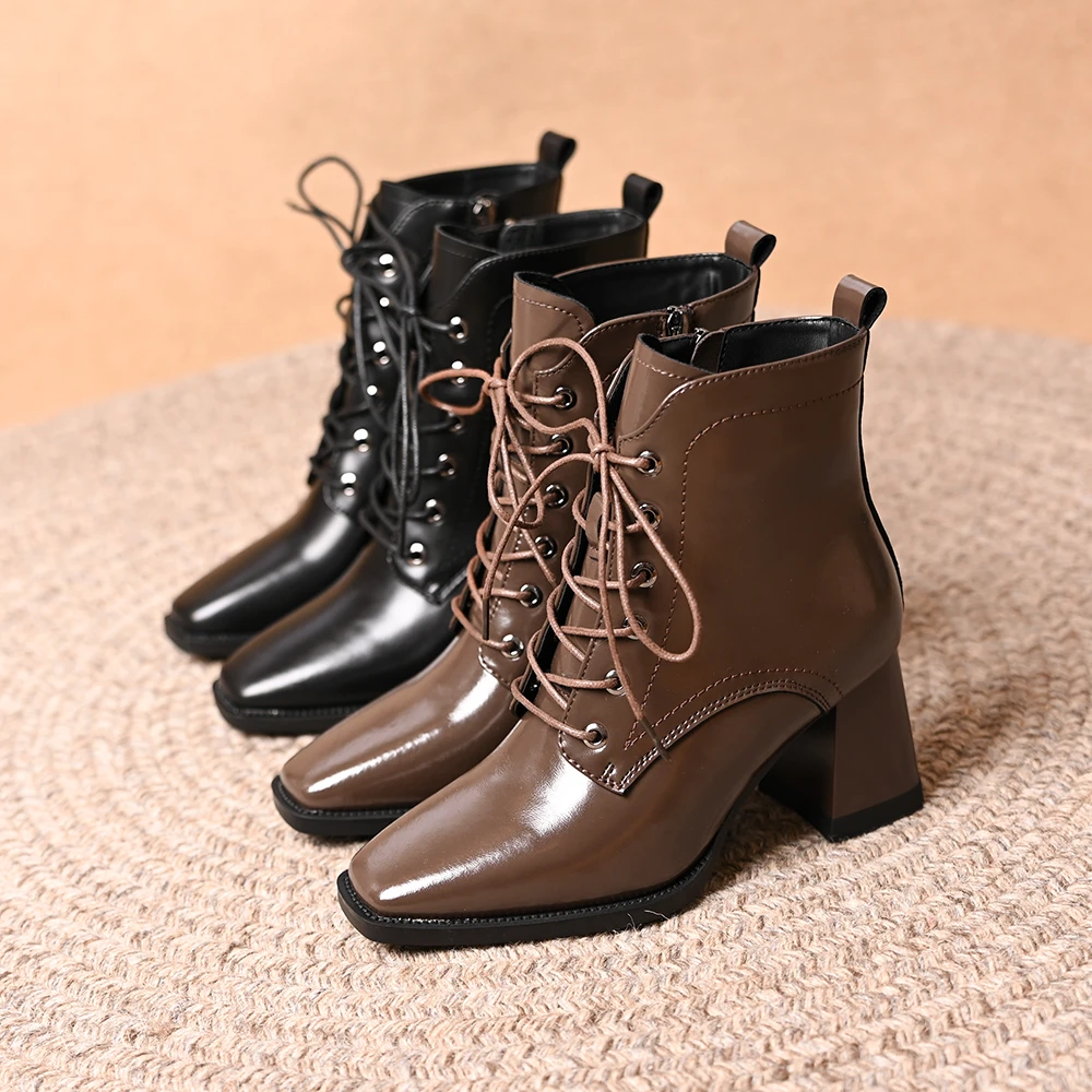 方头系带高跟短靴女2025秋冬新款英伦风百搭侧拉链显瘦粗跟马丁靴