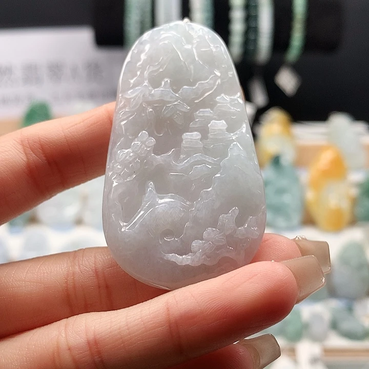 吊坠(不含链)未镶嵌翡翠
