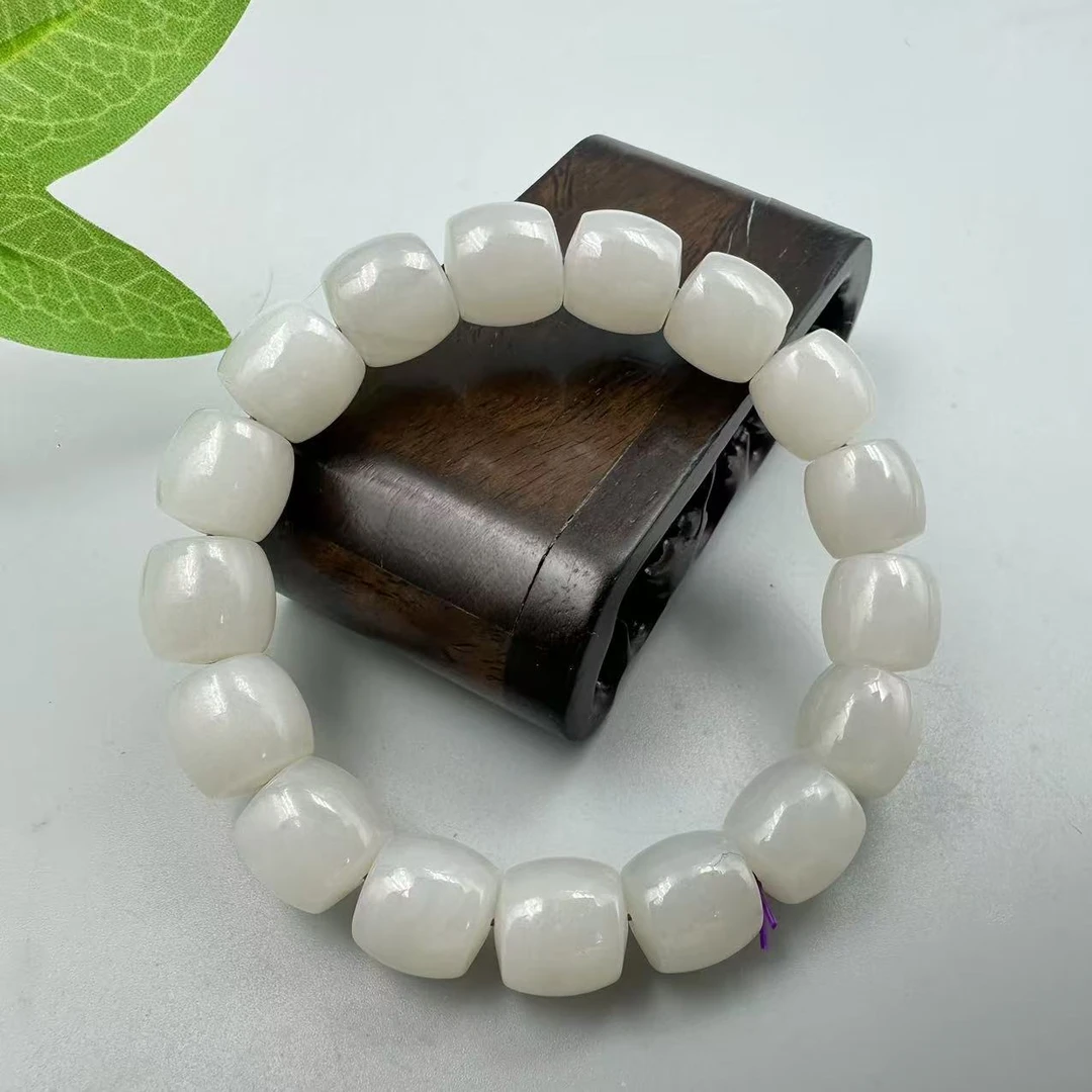 A412 和田玉手串 XJ18710368