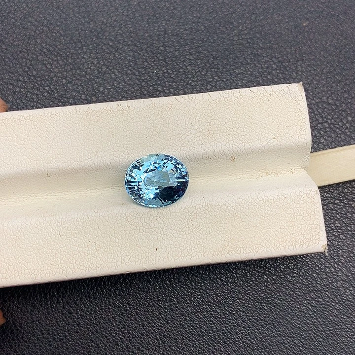 海蓝宝石裸石4.12克拉