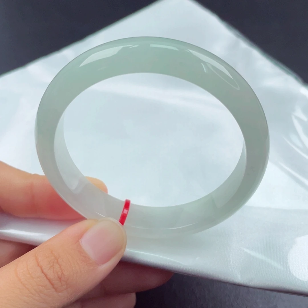 翡翠未镶嵌手镯53正圈