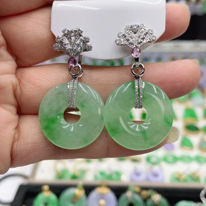 翡翠18K金镶嵌耳饰