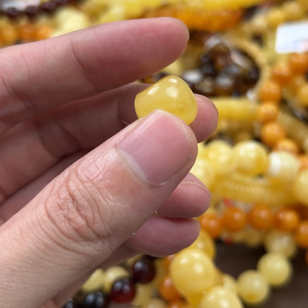 琥珀未镶嵌珠宝奇石